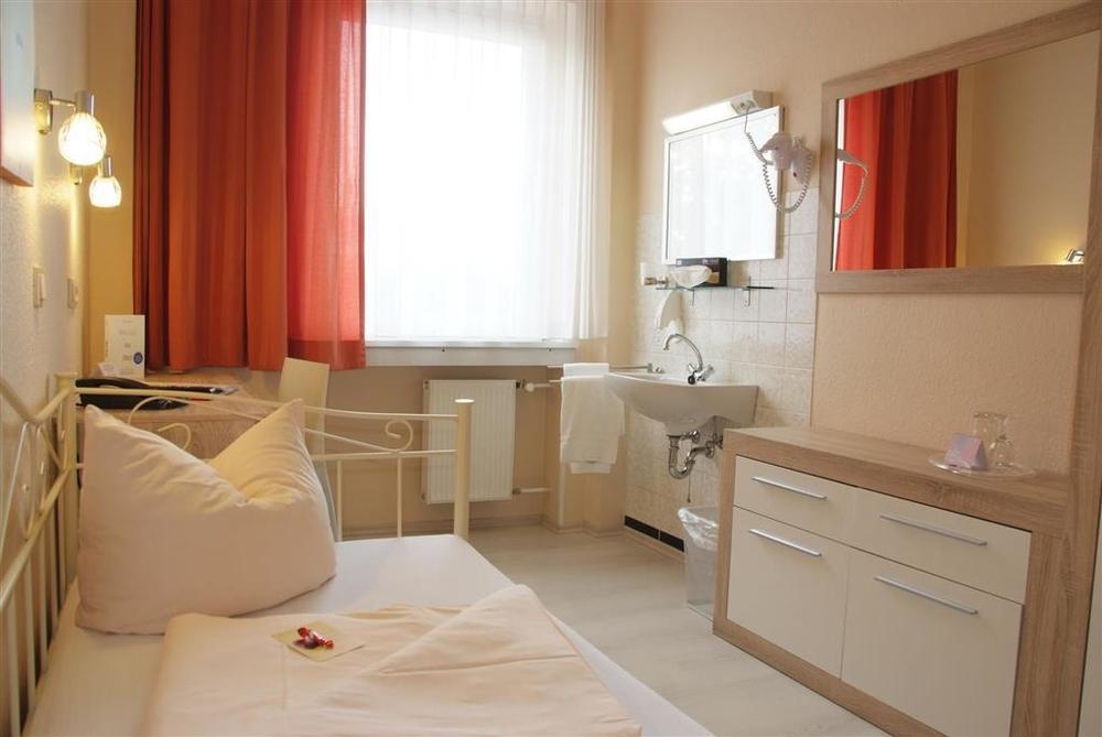 Arena Hotel Gelsenkirchen Ruang foto