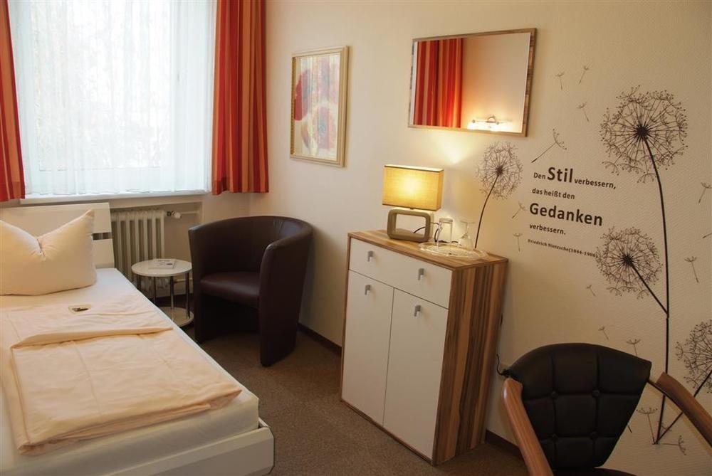 Arena Hotel Gelsenkirchen Ruang foto
